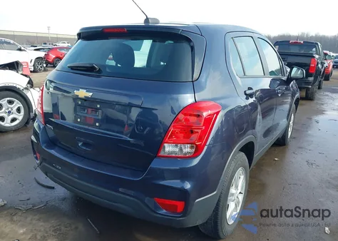 2019 Chevrolet Trax Ls from USA, damaged, VIN 3GNCJKSB7KL298192